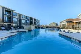 7011 McKinney Falls Pkwy, Austin, TX 78744