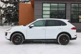 2015, 2015 Porsche Cayenne Turbo, 2015